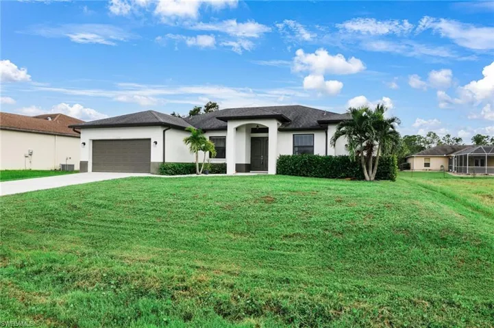 WELCOME TO 6541 CEDARWOOD AVENUE!