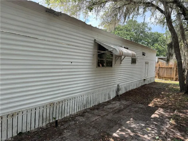 View of side of home