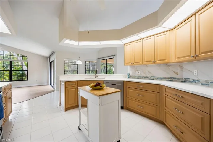 15484 Admiralty Cir 2, North Fort Myers, Florida 33917