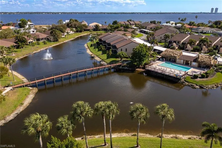 15484 Admiralty Cir 2, North Fort Myers, Florida 33917