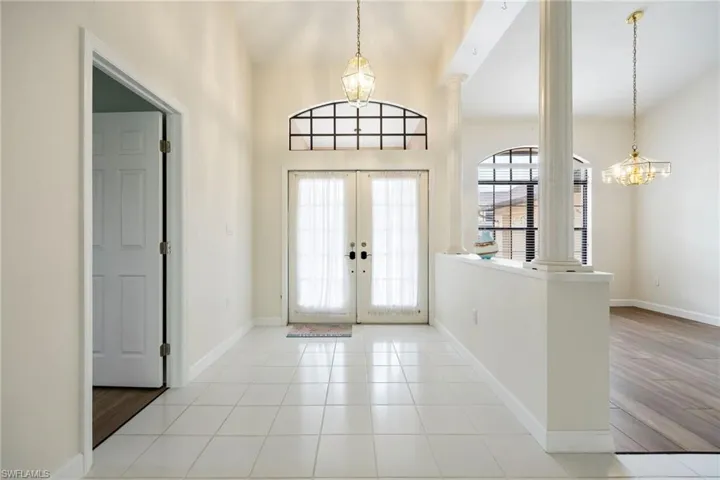 15484 Admiralty Cir 2, North Fort Myers, Florida 33917