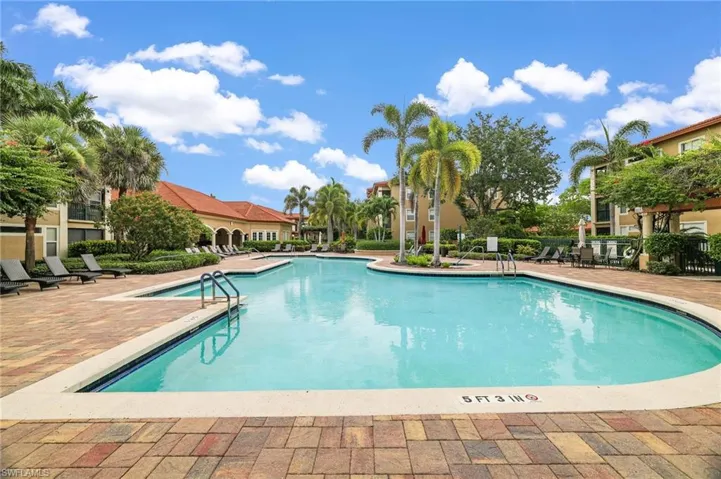 8940 Colonnades Ct E 731, Bonita Springs, Florida 34135
