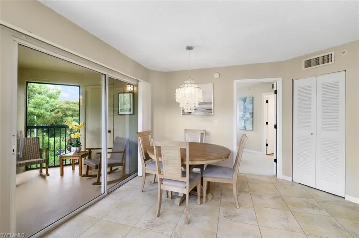 8940 Colonnades Ct E 731, Bonita Springs, Florida 34135
