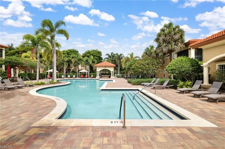 Heated Saltwater Resort Style Pool