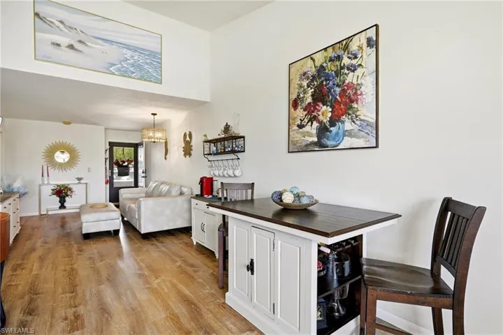 5830 Trailwinds Dr 824, Fort Myers, Florida 33907