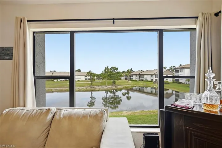 5830 Trailwinds Dr 824, Fort Myers, Florida 33907