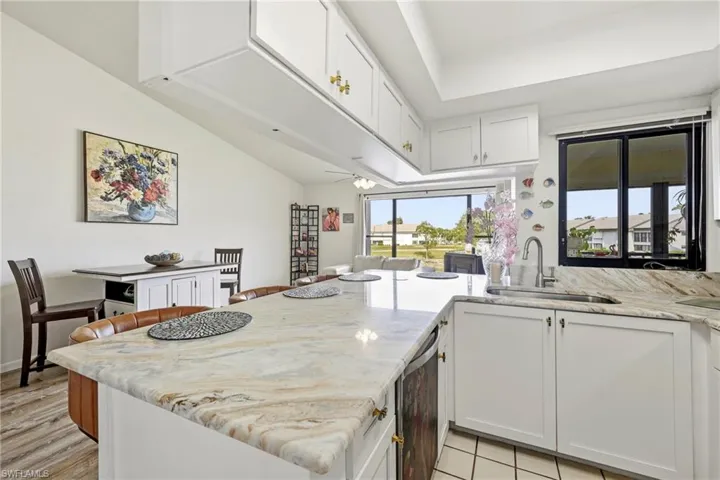 5830 Trailwinds Dr 824, Fort Myers, Florida 33907