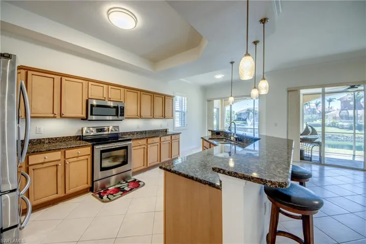 Breakfast bar, pretty lights, pull out drawers.