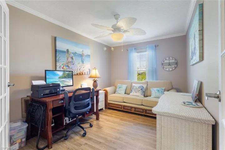 The Den provides extra space for visitors to stay or as an office or hobby room.