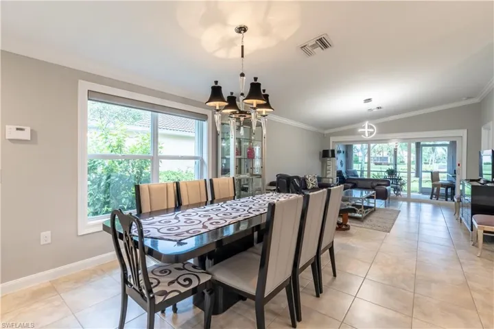 8687 Genova Ct, Naples, Florida 34114