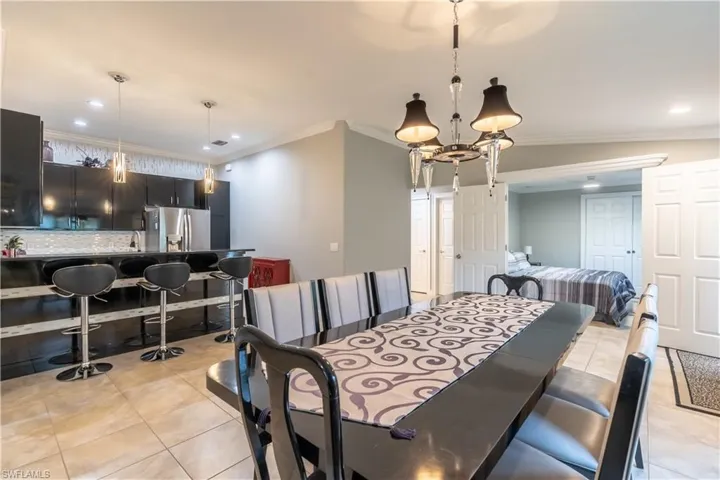 8687 Genova Ct, Naples, Florida 34114