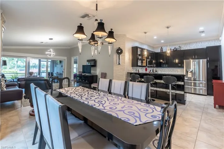 8687 Genova Ct, Naples, Florida 34114