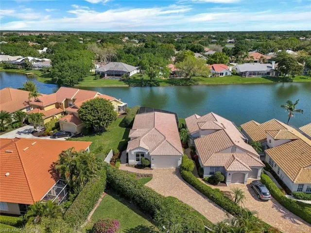199  Vista  LN, Naples, FL 34119