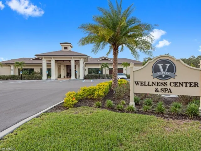 199  Vista  LN, Naples, FL 34119