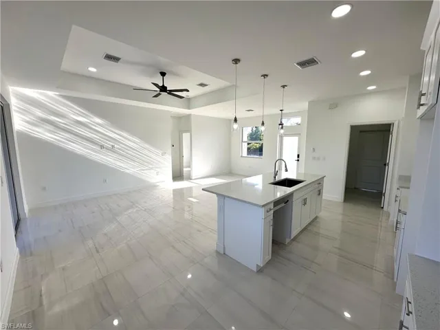 472  Lillon S AVE, Lehigh Acres, FL 33974