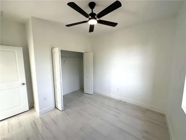 472  Lillon S AVE, Lehigh Acres, FL 33974