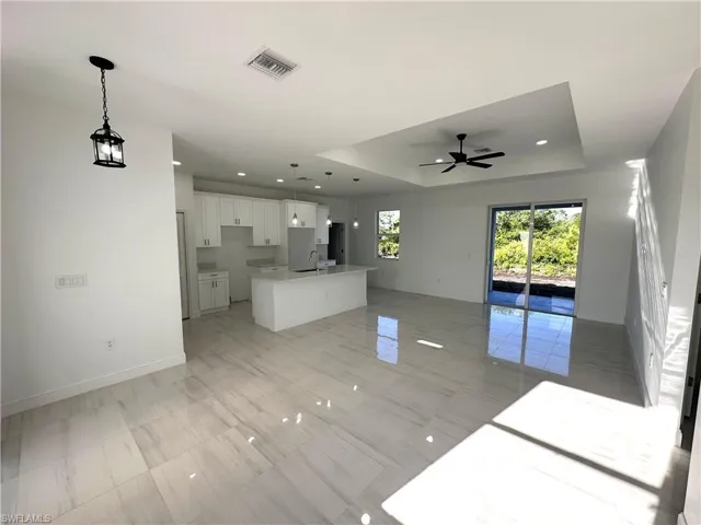 472  Lillon S AVE, Lehigh Acres, FL 33974