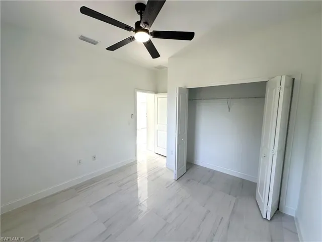 472  Lillon S AVE, Lehigh Acres, FL 33974