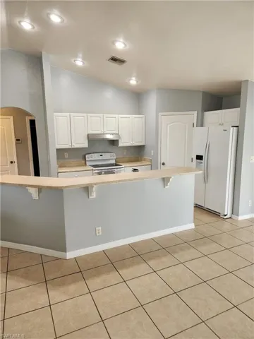 1627 S Gator Cir, Cape Coral, Florida 33909