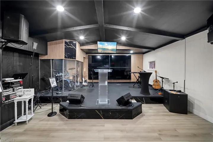 Stage