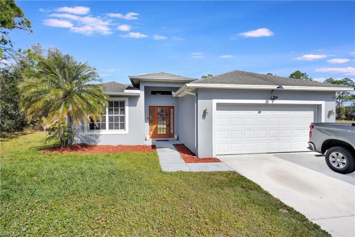 1565 Meadow RD, LEHIGH ACRES FL 33976