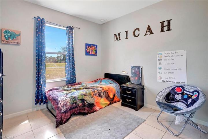 1565 Meadow RD, LEHIGH ACRES FL 33976