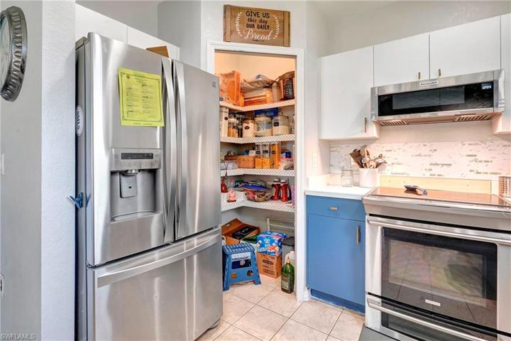 1565 Meadow RD, LEHIGH ACRES FL 33976