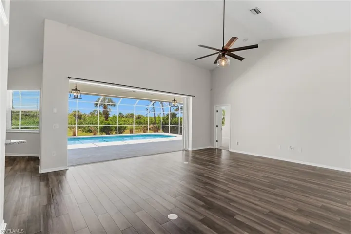 1165 Boundary Blvd, Rotonda West, Florida 33947