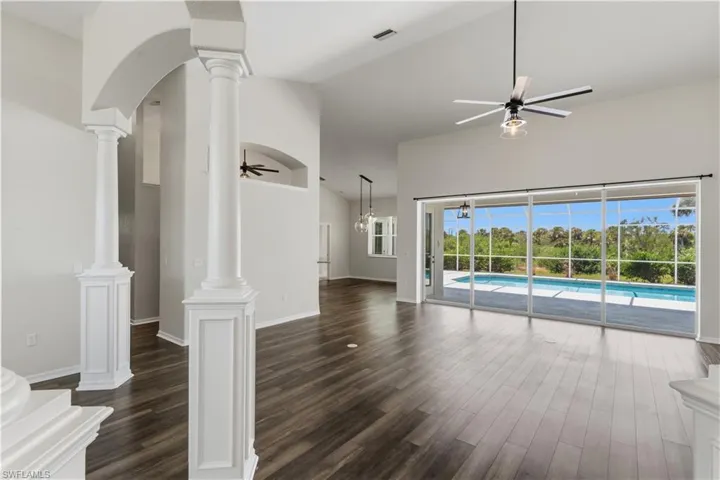 1165 Boundary Blvd, Rotonda West, Florida 33947