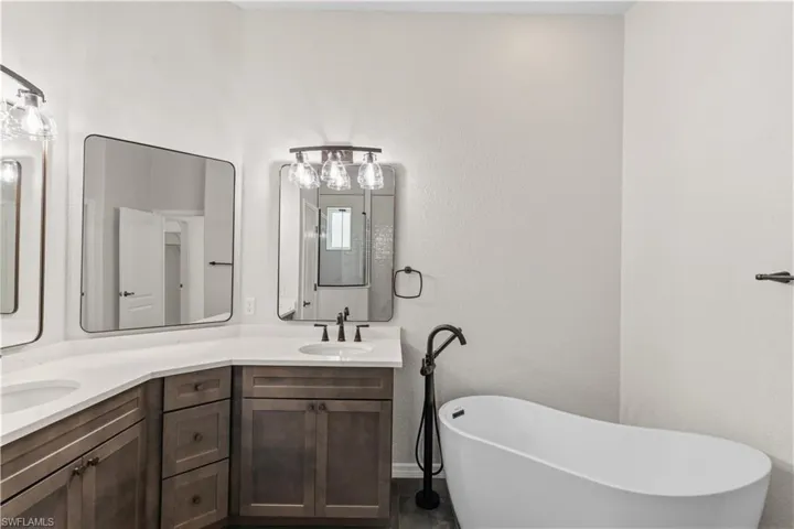 1165 Boundary Blvd, Rotonda West, Florida 33947