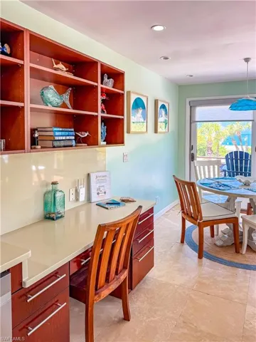 541  Gulf  LN, Upper Captiva, FL 33924