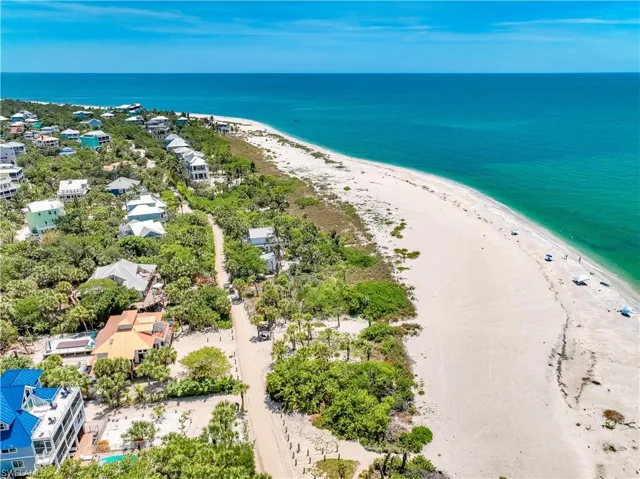 541  Gulf  LN, Upper Captiva, FL 33924