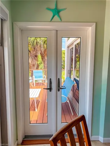 541  Gulf  LN, Upper Captiva, FL 33924