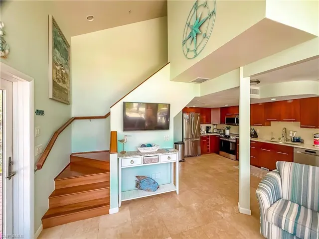 541  Gulf  LN, Upper Captiva, FL 33924