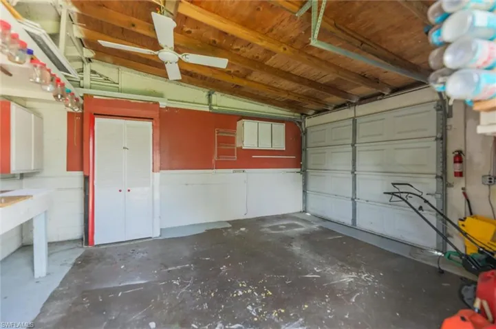 Garage with ceiling fan