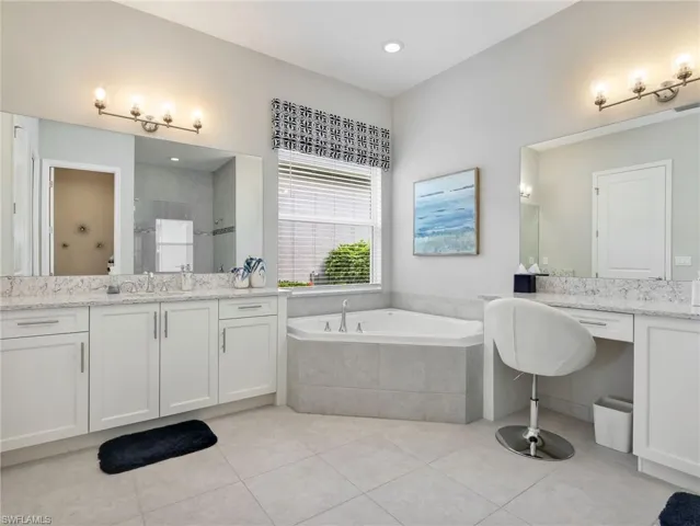 28510  Wharton  DR, Bonita Springs, FL 34135