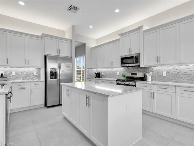 28510  Wharton  DR, Bonita Springs, FL 34135