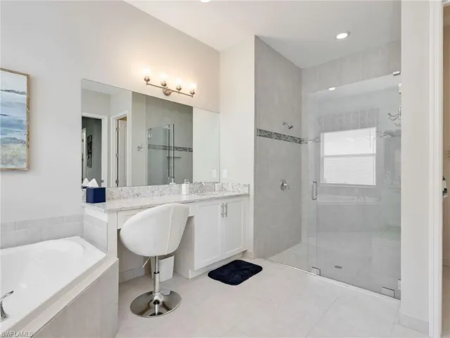28510  Wharton  DR, Bonita Springs, FL 34135