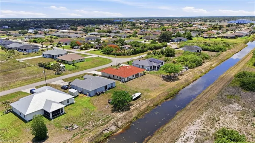 1011  Chadbourne  AVE, Lehigh Acres, FL 33971