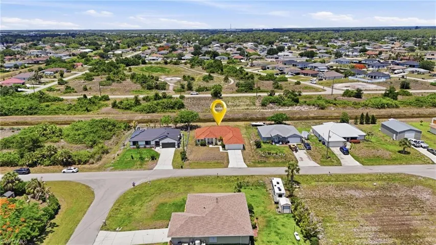 1011  Chadbourne  AVE, Lehigh Acres, FL 33971
