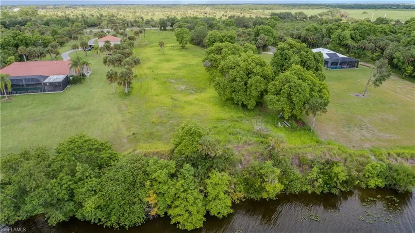5220 Fort Denaud Road, Labelle, Florida 33935