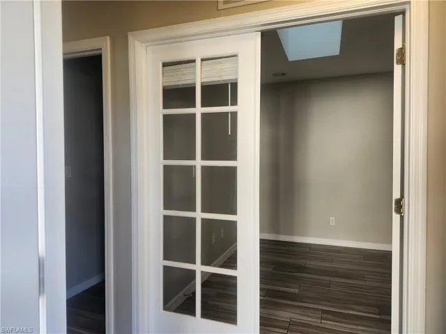 527 Hancock Bridge Pkwy, Cape Coral, Florida 33990