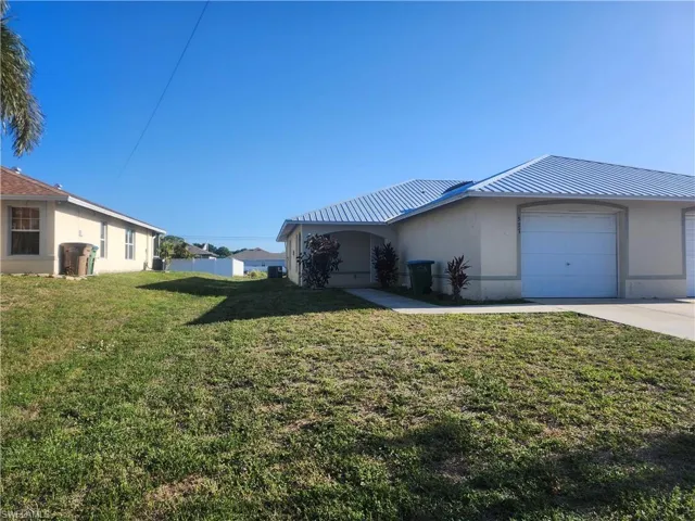 527 Hancock Bridge Pkwy, Cape Coral, Florida 33990
