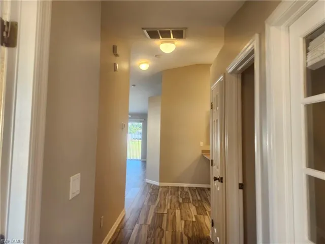 527 Hancock Bridge Pkwy, Cape Coral, Florida 33990