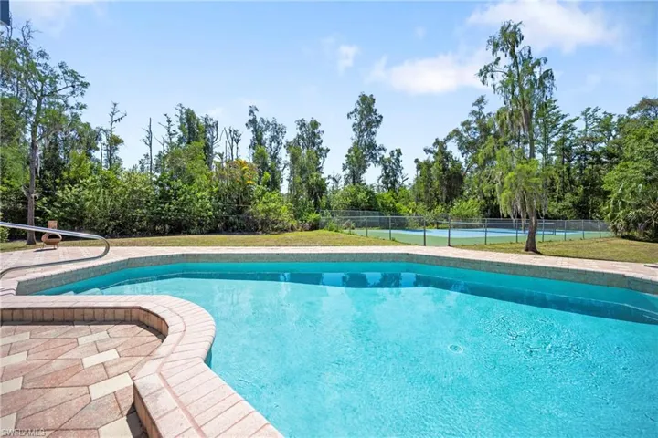 6268 Foxfire Ln, Fort Myers, Florida 33912