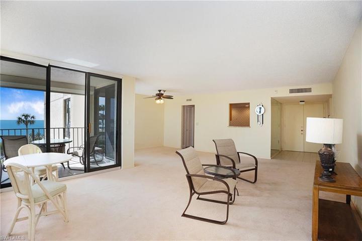 3115 Gulf Shore BLVD N # 104S, NAPLES FL 34103