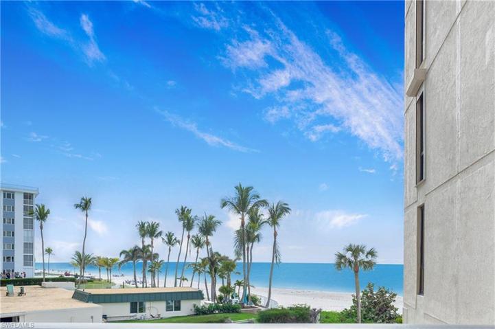 3115 Gulf Shore BLVD N # 104S, NAPLES FL 34103