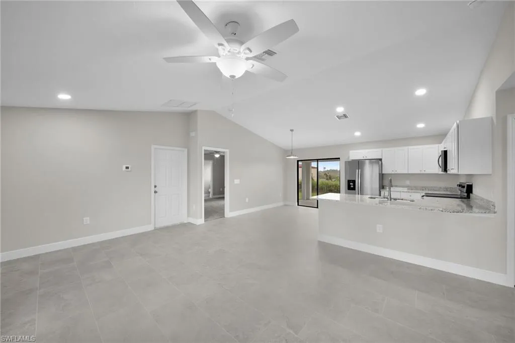 3011 71st ST, Lehigh Acres, FL 33971,2025000147