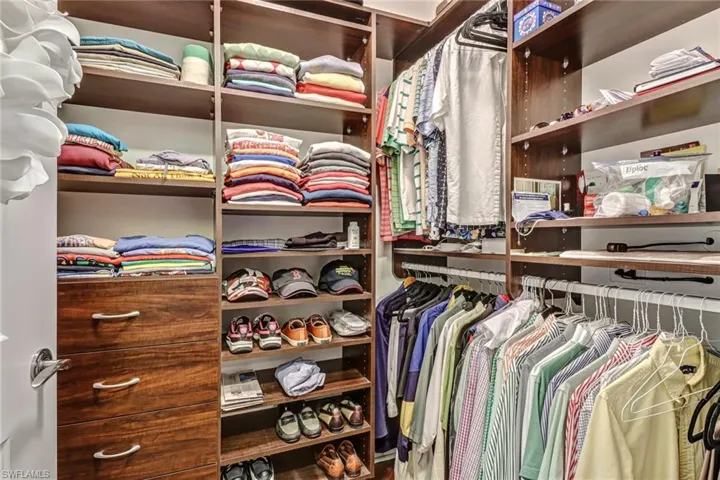 23161 Fashion Dr 7109, Estero, Florida 33928