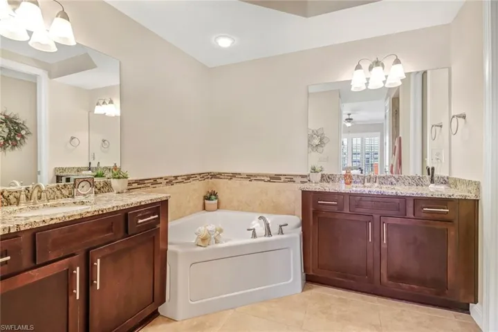 23161 Fashion Dr 7109, Estero, Florida 33928